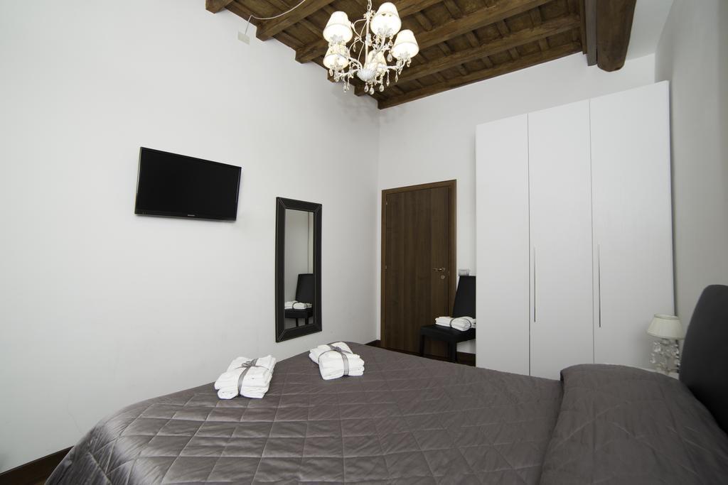 Apartment 64 Apart